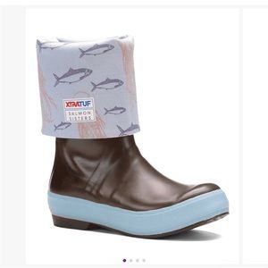 Salmon Sisters XTRATUF Boots!🐟